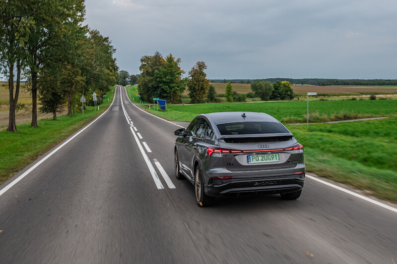 Audi Q4 Sportback e-tron - motion